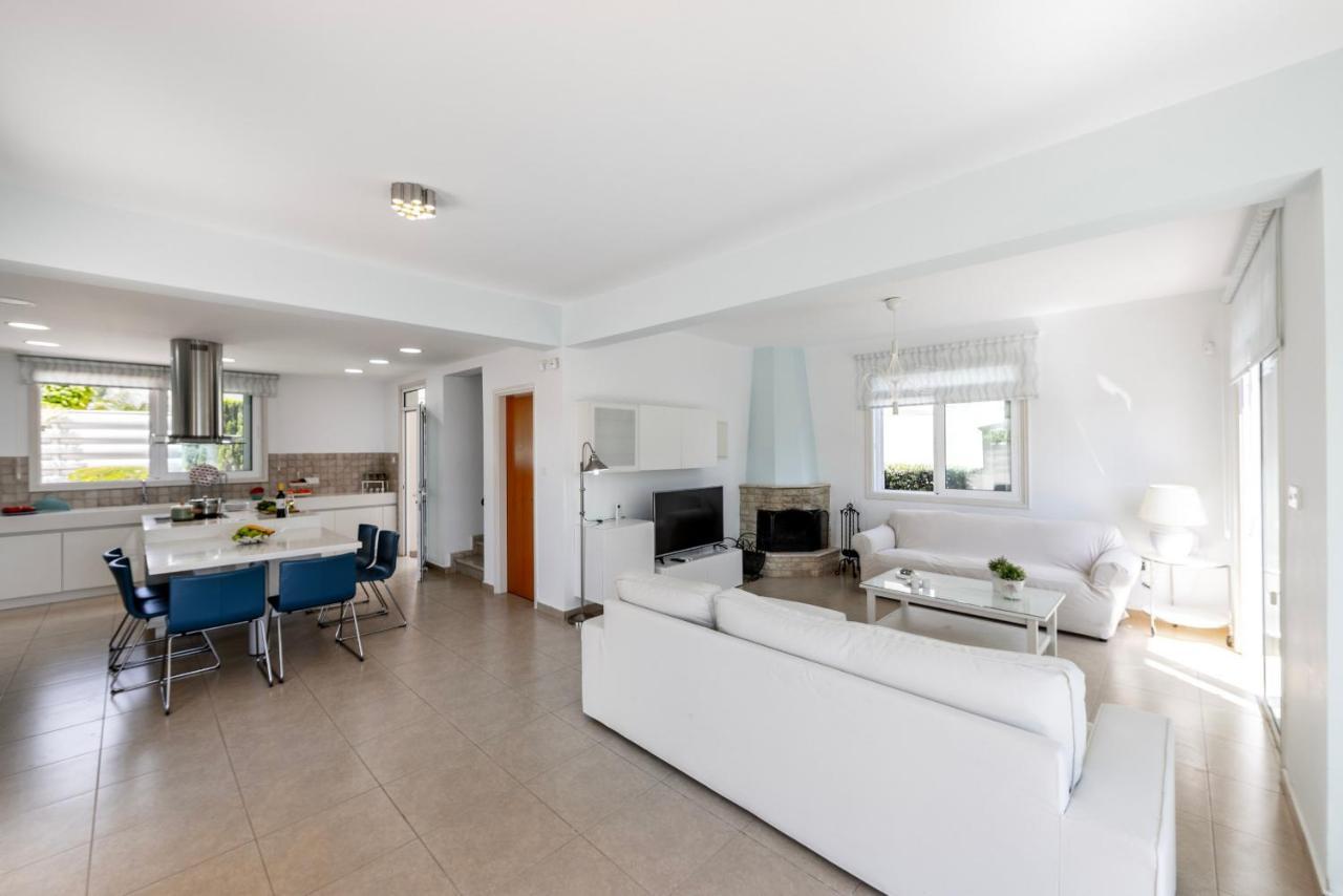 Protaras Sunrise Zen Seafront Villa Kültér fotó